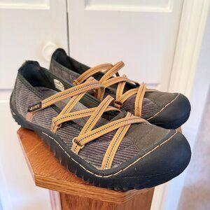 J-41 Vegan Gemini Mary Jane Adventure Shoes